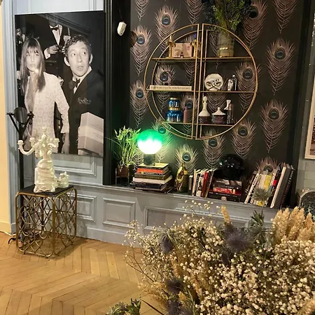 Large Boheme Creative Flat Below Montmartre 아파트