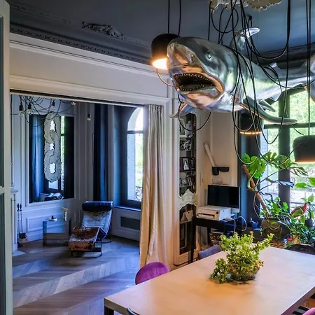 Large Boheme Creative Flat Below Montmartre Paris