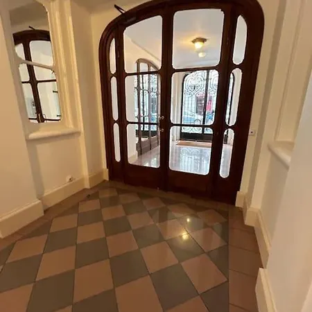 Apartment Large Boheme Creative Flat Below Montmartre Paris