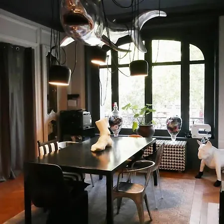 Large Boheme Creative Flat Below Montmartre Apartment
